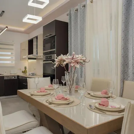 Villa Debora *