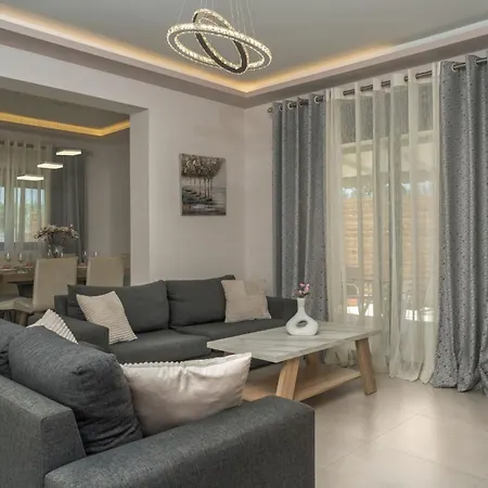 Villa Debora Kalliteros